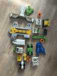 Zestaw elementow Matchbox do skladania pojazdow
