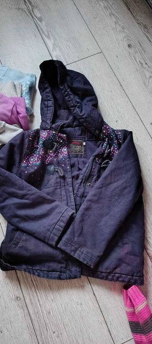 Paka ubrań dla dziewczynki kurtka, sweterki 122_128