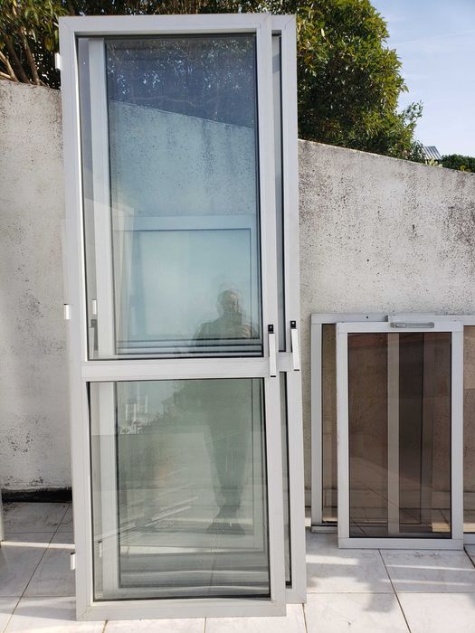 3 Portas + 2 janelas de alumínio simples [usadas]