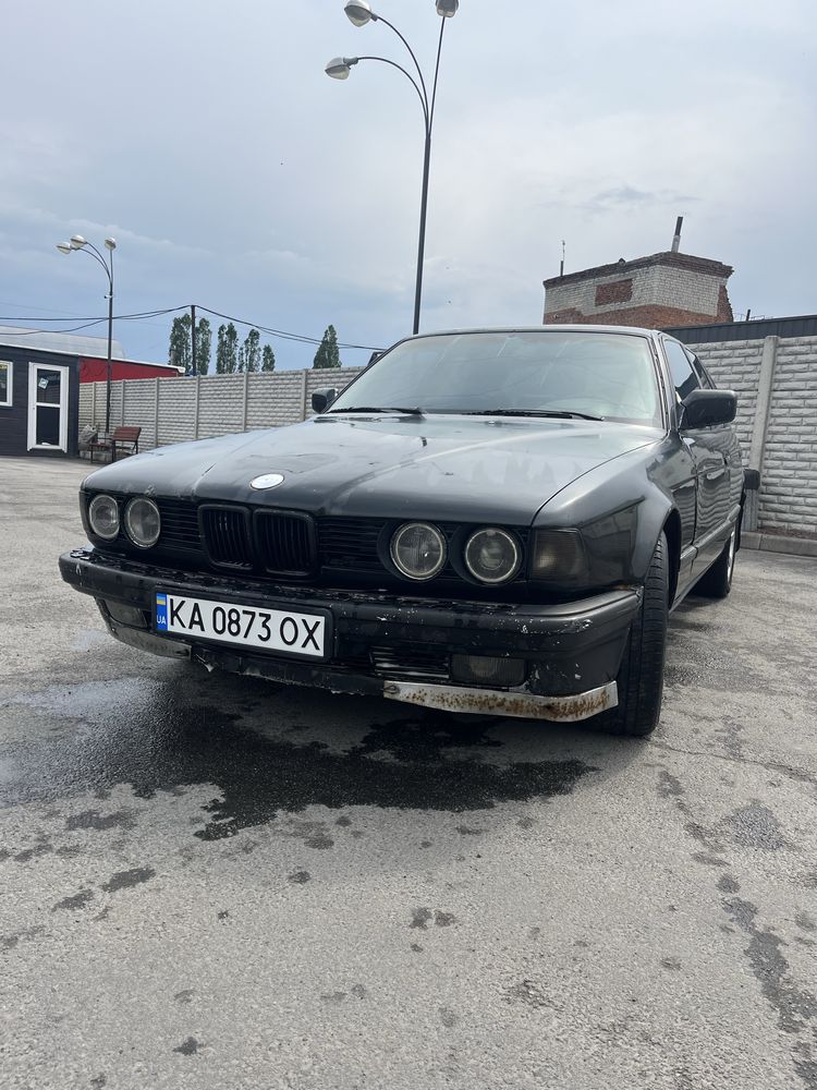 Бмв е32  735i на менханике