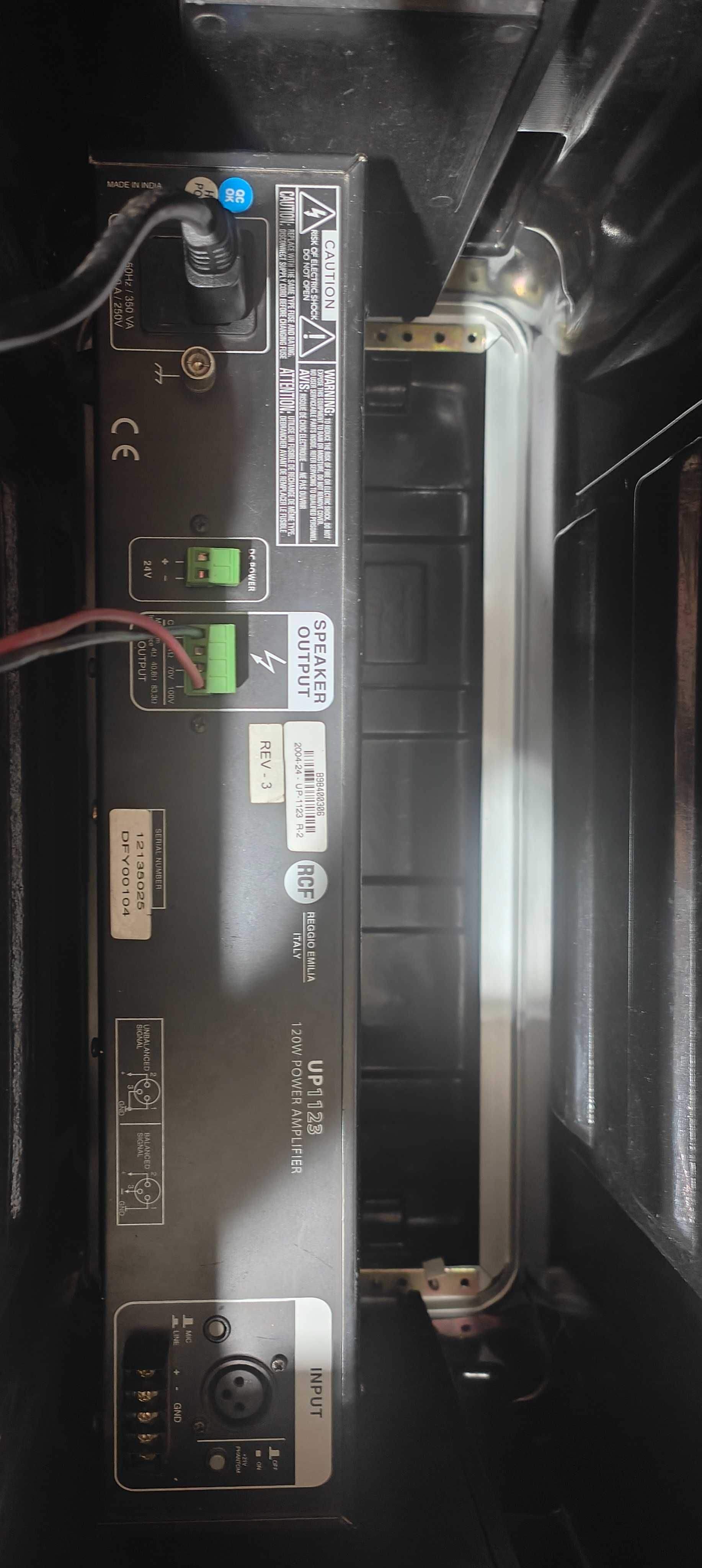 Amplificador RCF  UP1123