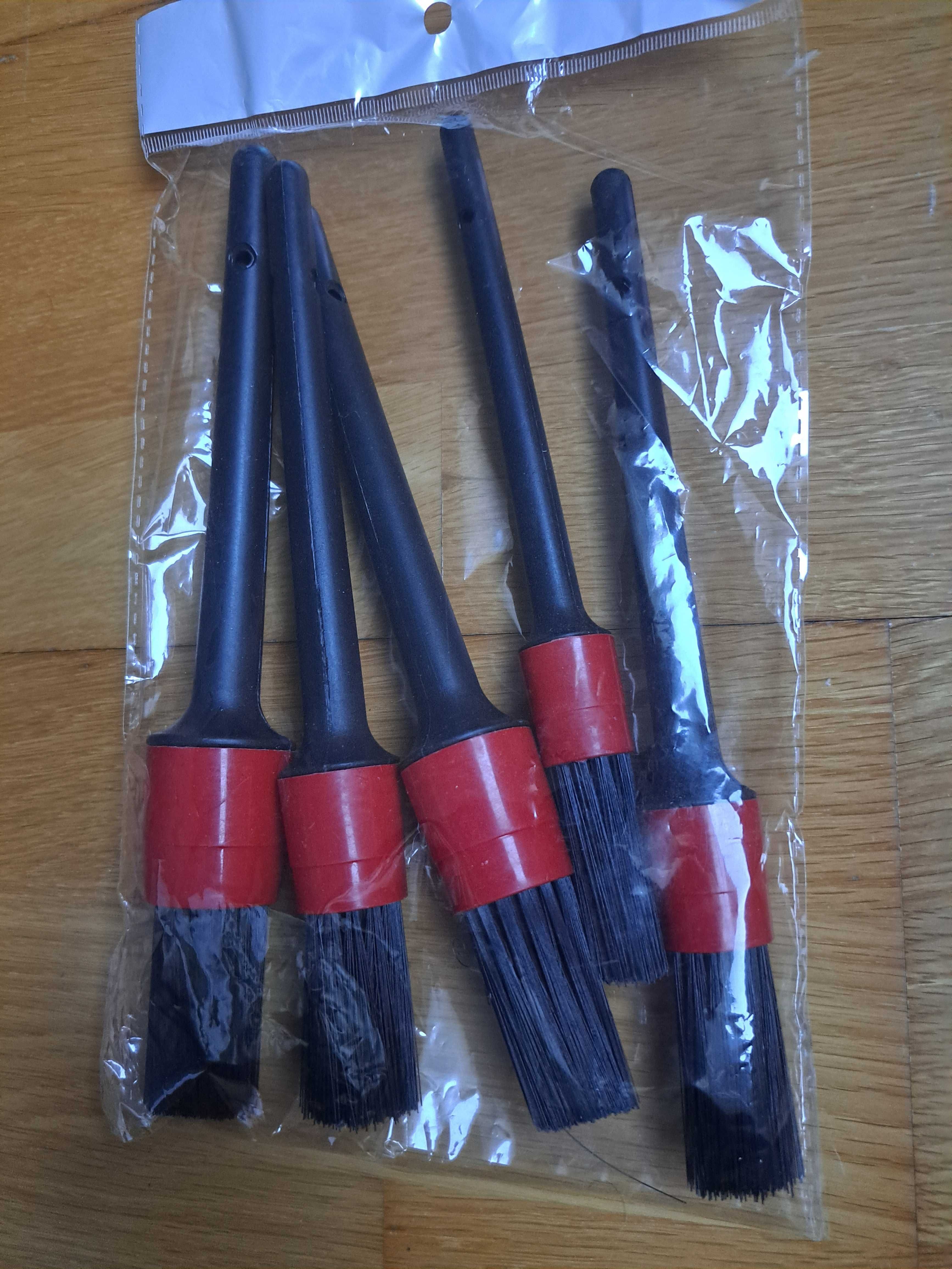 Conjunto de 5 Pincéis Para Limpeza Auto