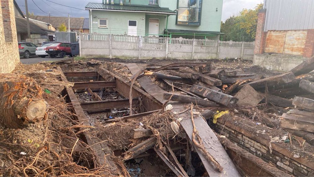 Продам вагову стару 14метрів можна швелера окремо