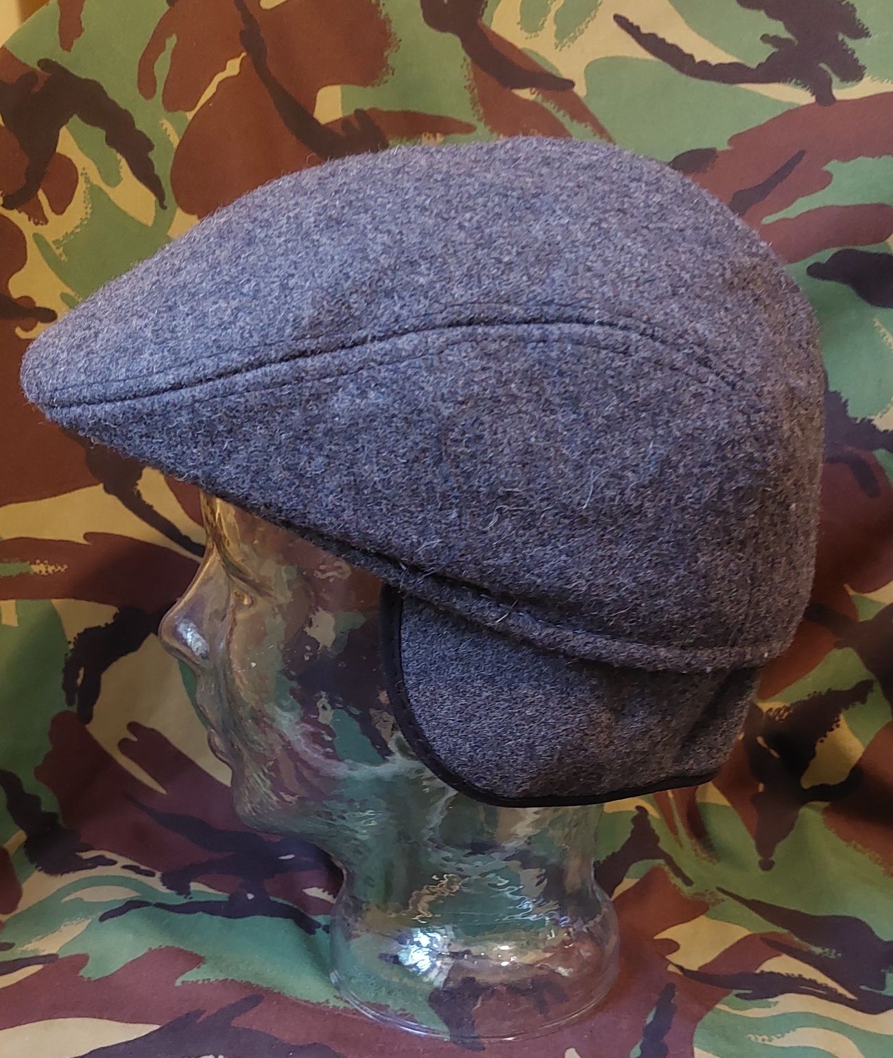 Kaszkiet nowy jak Sherlock Holmes