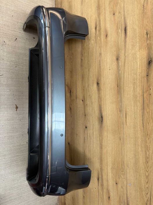 Zderzak tylny vw passat b7 kombi 4xpdc kolor lk7x