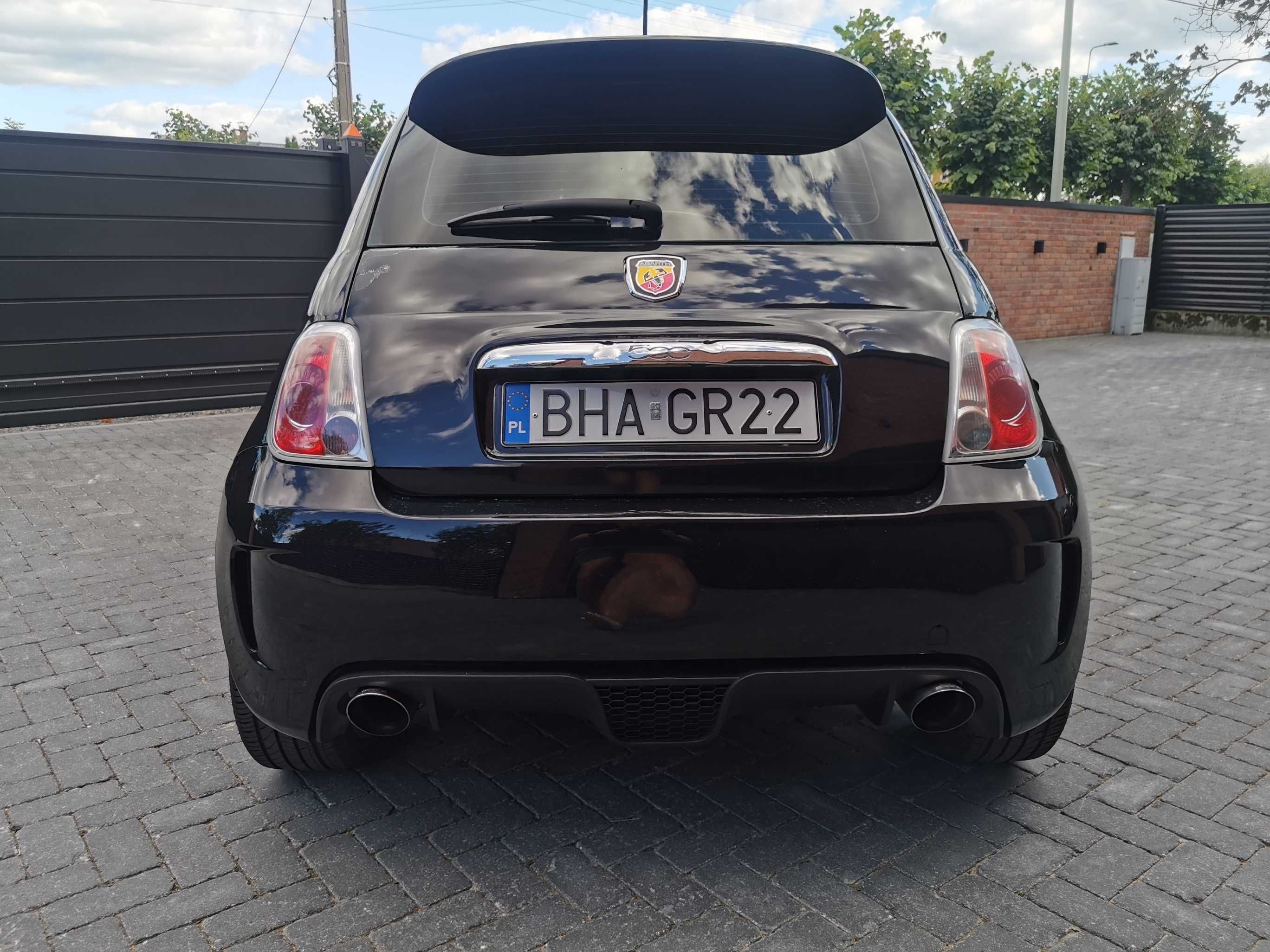 ABARTH 500 1,4 T-JET 135 KM