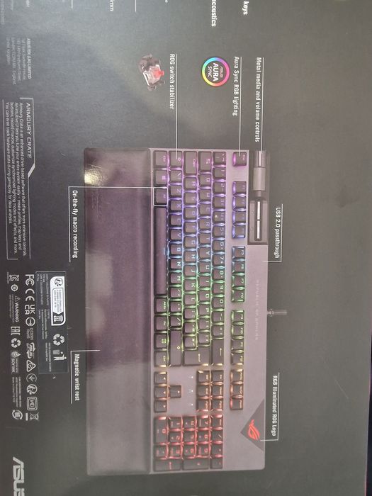 Teclado Asus ROG Strix Flare II