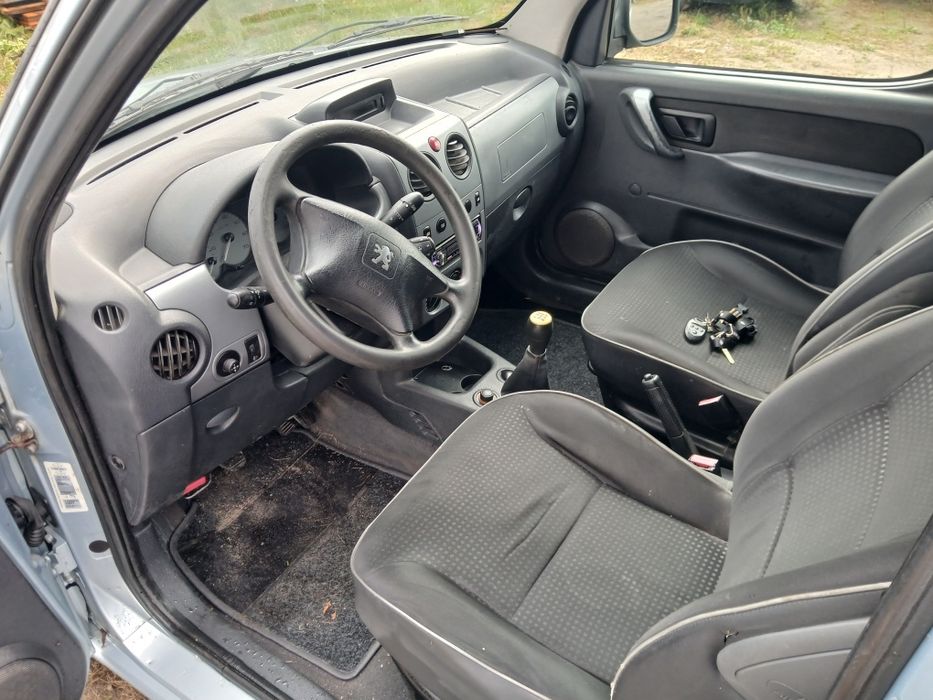 Peugeot Partner 1.6 HDI hak klimatyzacja