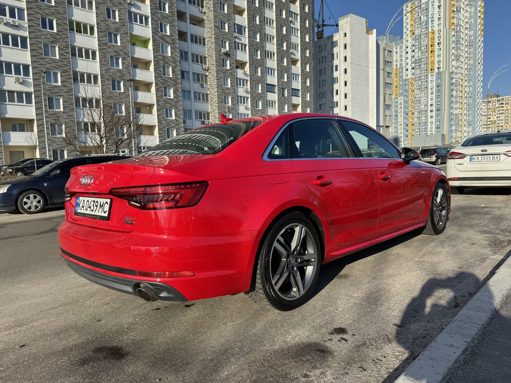 Audi A4 S-line Quattro 2017