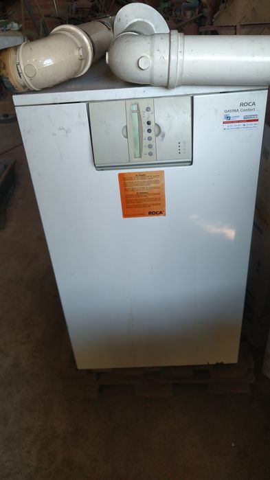 Caldeira a gasóleo para aquecimento central e aguas sanitárias