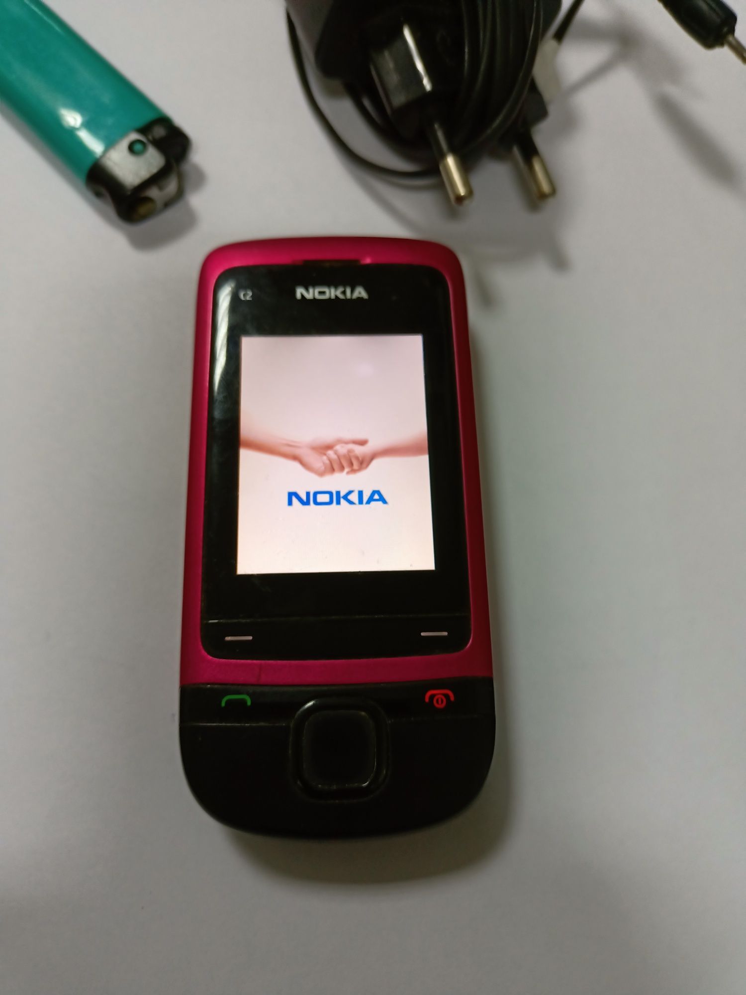 Телефон Nokia c2