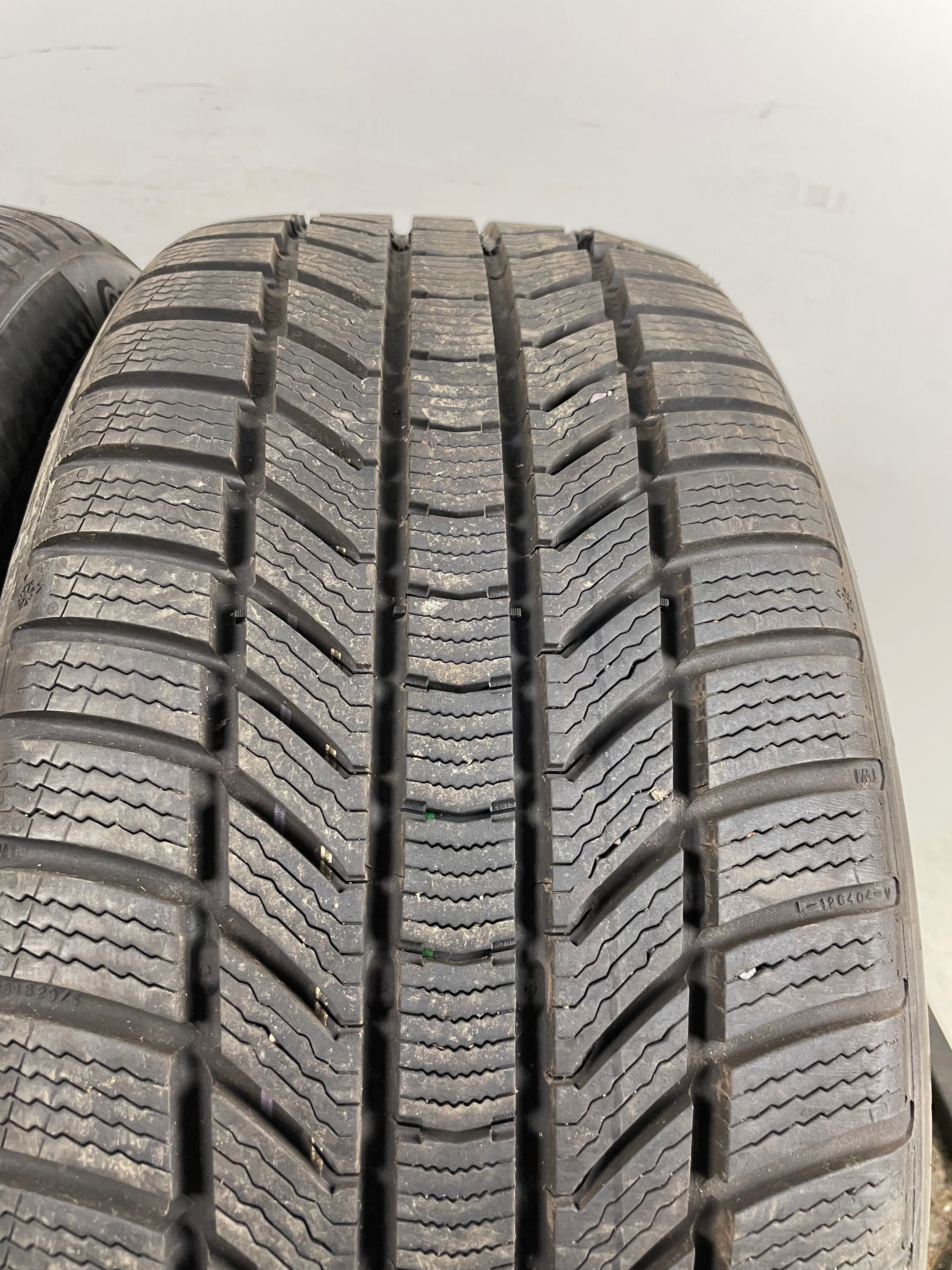 235/40R19 96V Continental WinterContact TS870P