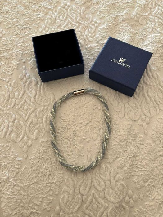 Pulseira da Swarovski como nova