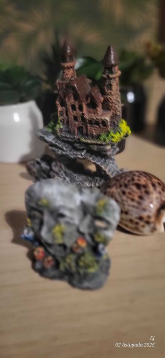Figurki do akwarium