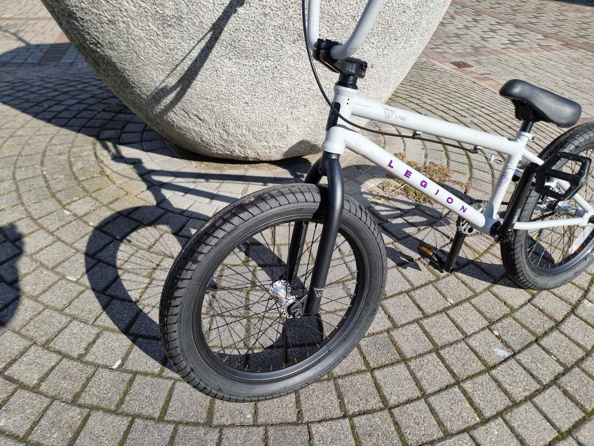 Rower BMX Mongoose L100
