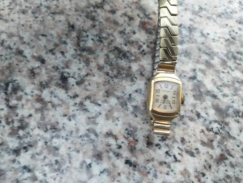 Złoty szwajcarski zegarek damski Uroga 14k, 585, 17 Rubis z bransoletą