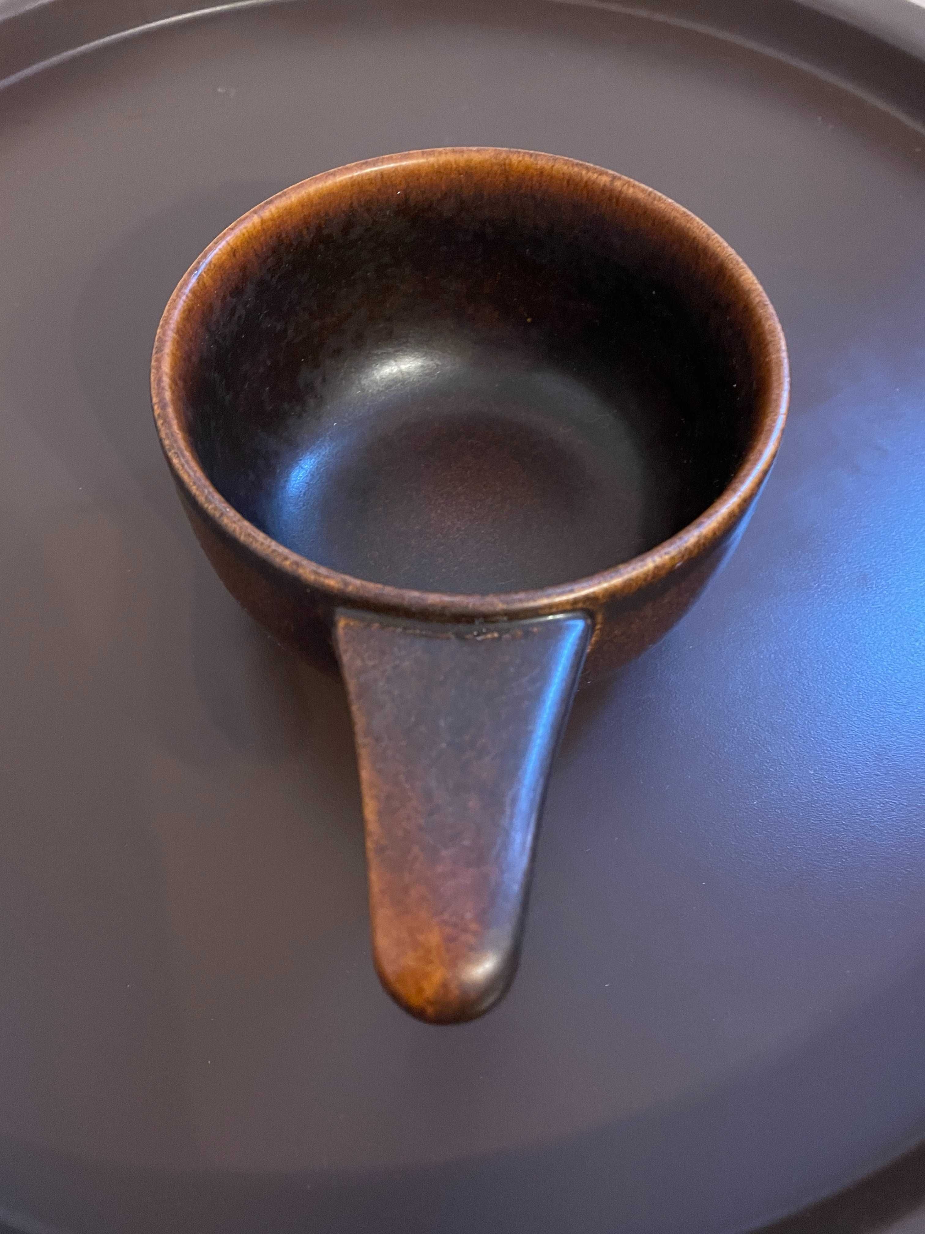 Pojemność ceramiczna z uchwytem misa miska na sos, talerz brązowy