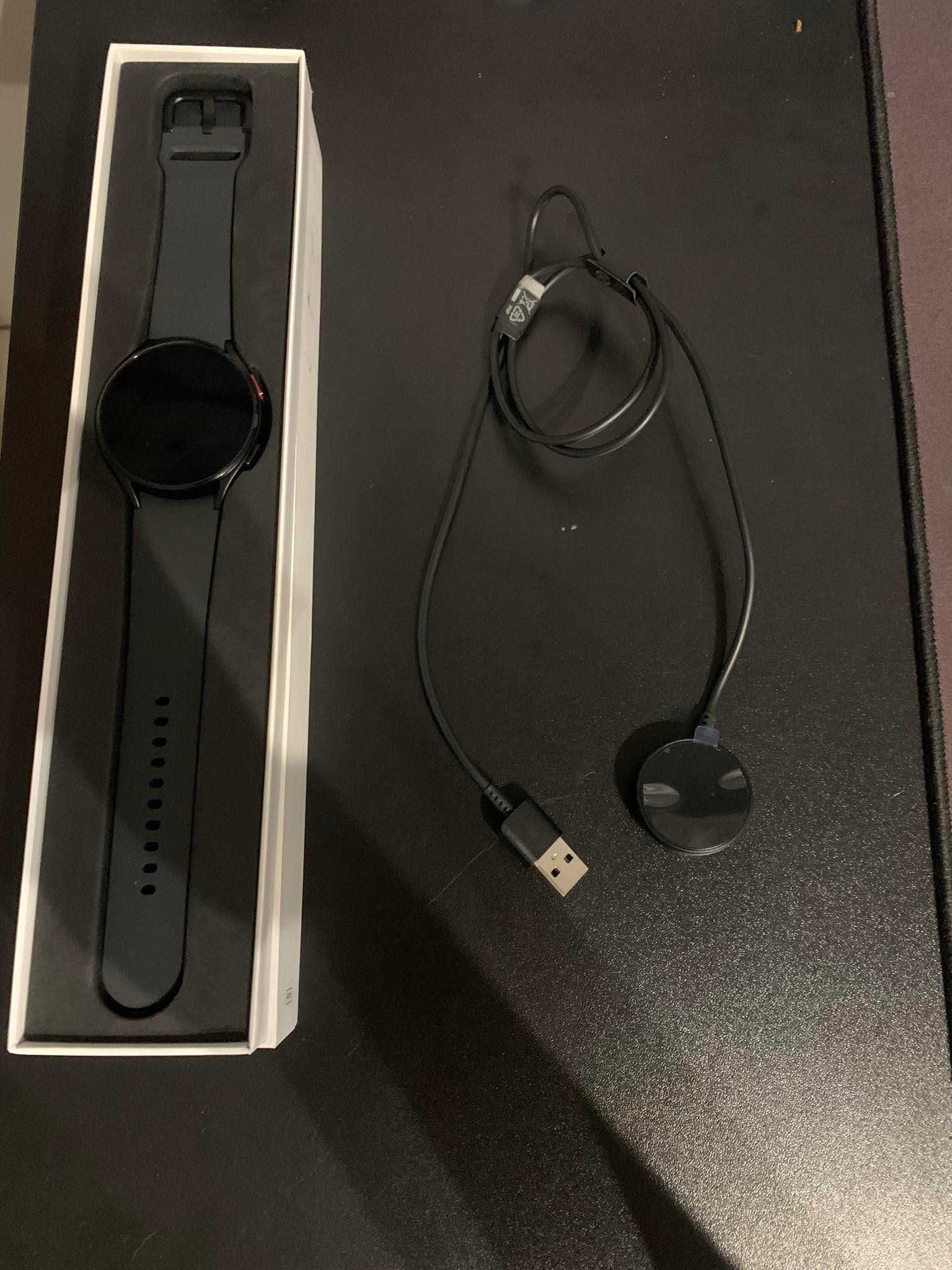 Samsung Galaxy Watch 4