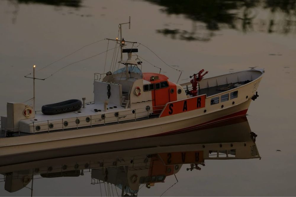 Rc Statek Robbe FL-8