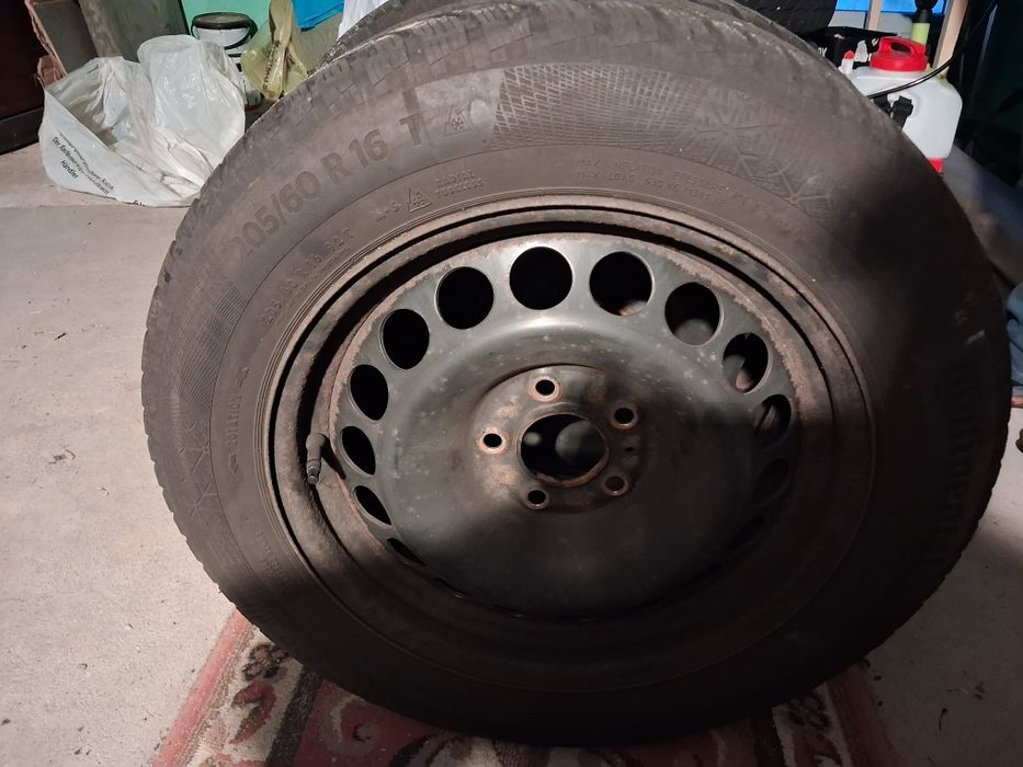 Felgi stalowe opony zimowe