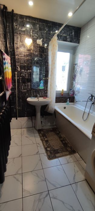 Апартаменти ,чан,басейн, лазня.