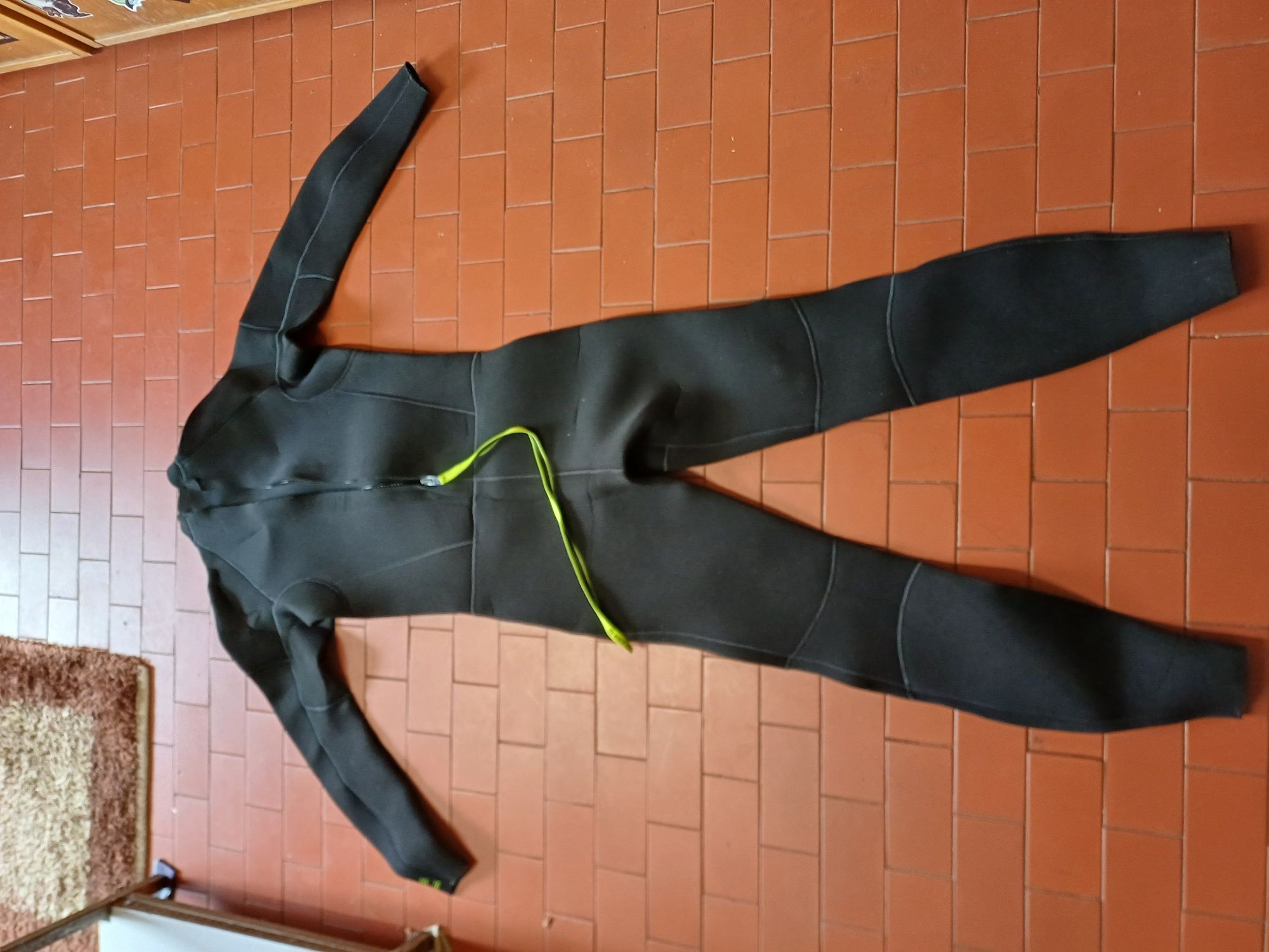 Neoprene Olaian M