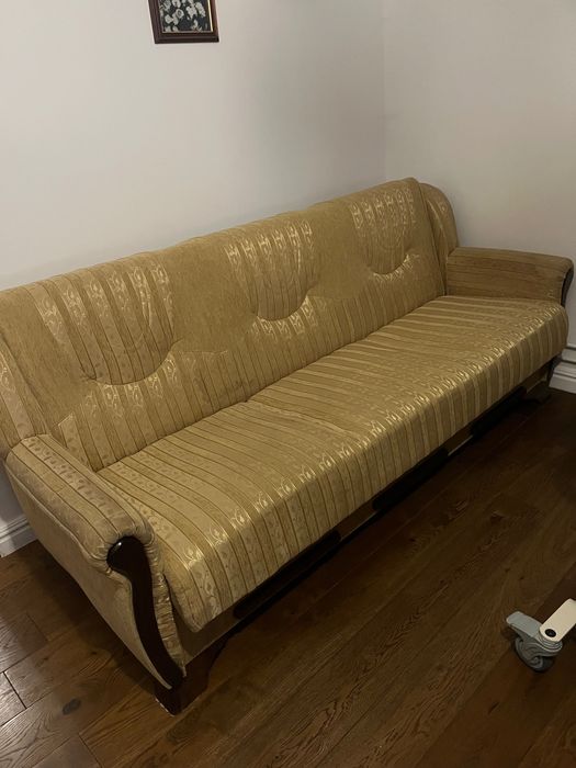 Zestaw mebli:kanapa rozkładana i fotele