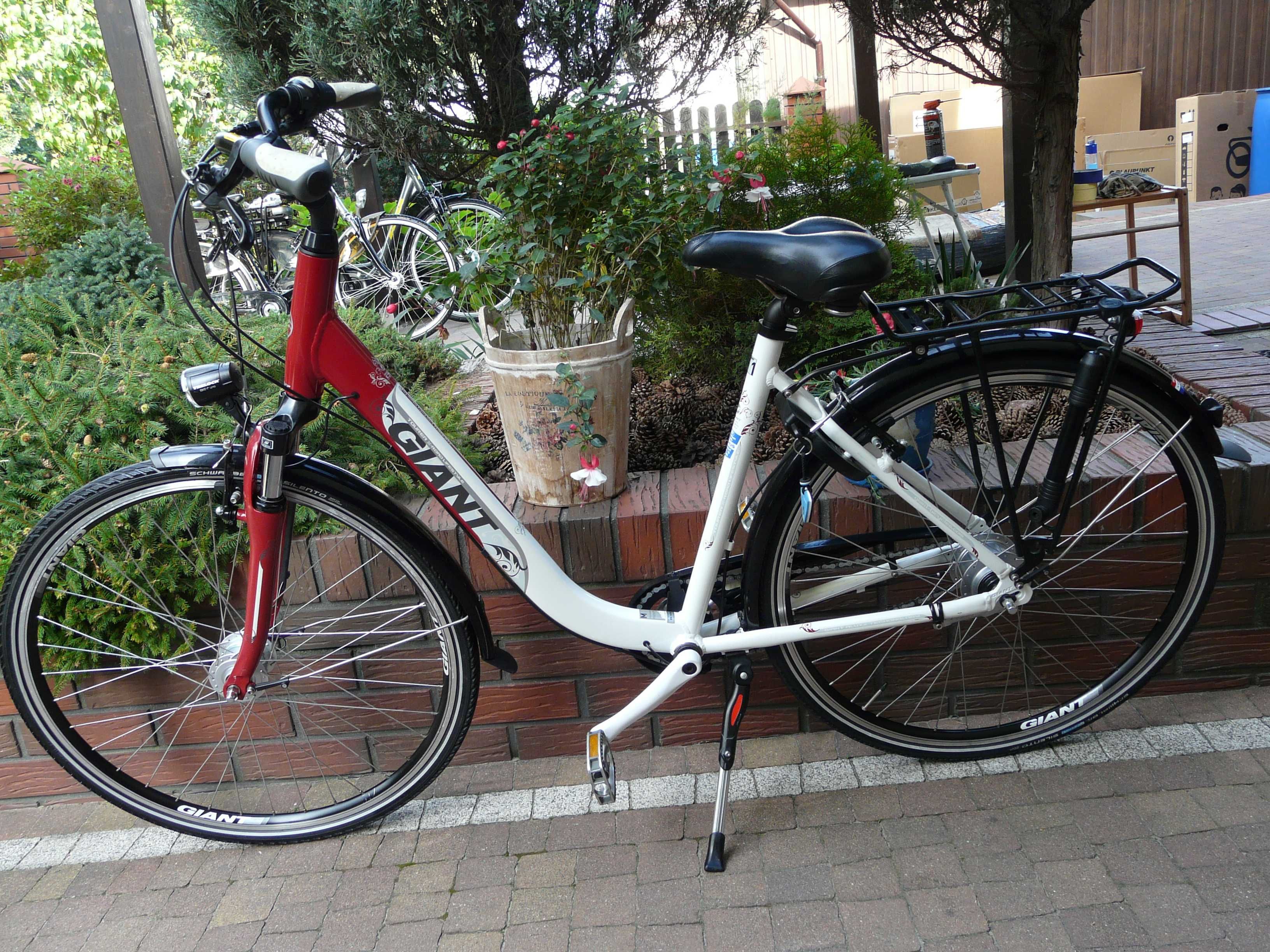 Rower miejski GIANT  Tourer X Road Lifestyle 28"/50- b.ładny ,nożny