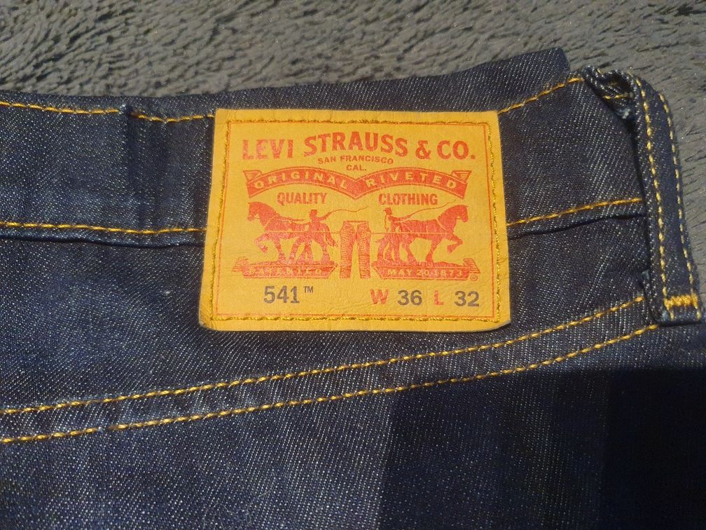 Levis 541 W36 L32