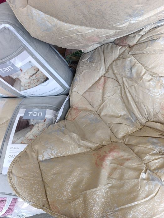 Ковдра тепла з верблюжим волокном. ТЕП. 450 Щільність.