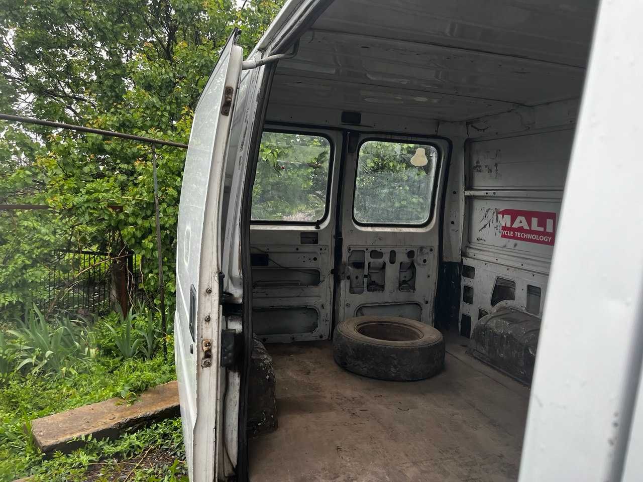 Продам PEUGEOT BOXER 2,5 дизель
