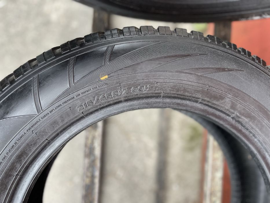 Шини 215/65 r17 Falken 7-8 мм залишок