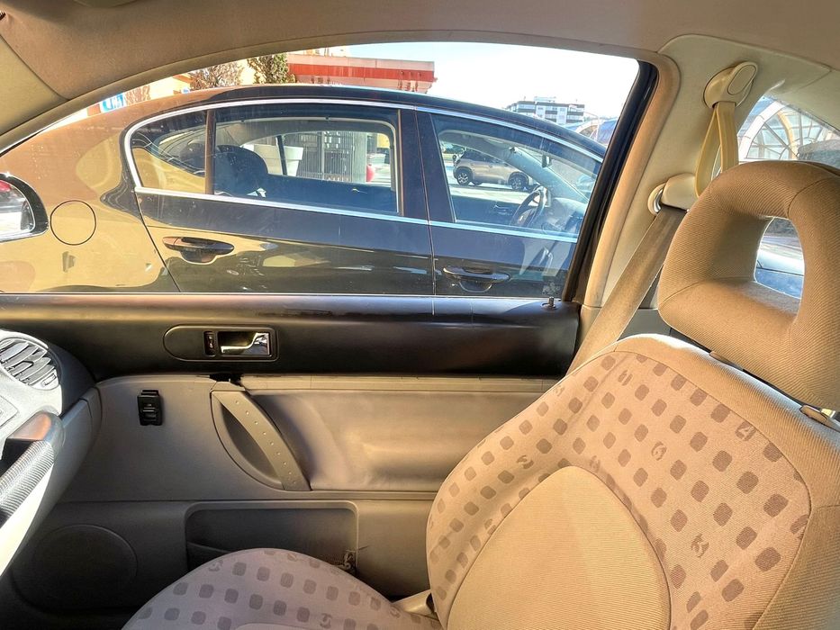 VW New beetle 1.6 2000, em bom estado
