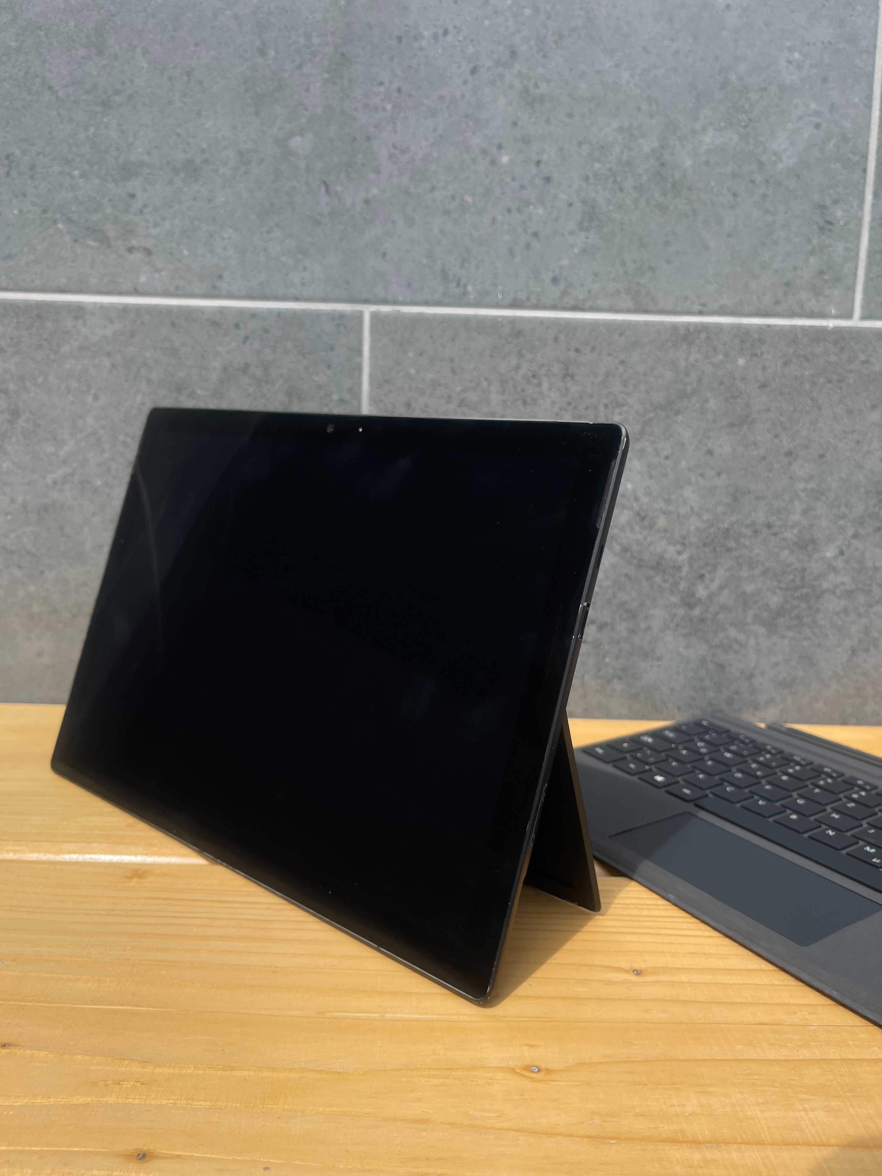 Сенсорний Microsoft Surface Pro 7/i5-1035G4/8Gb LPDDR4/256Gb/12.3"/2k