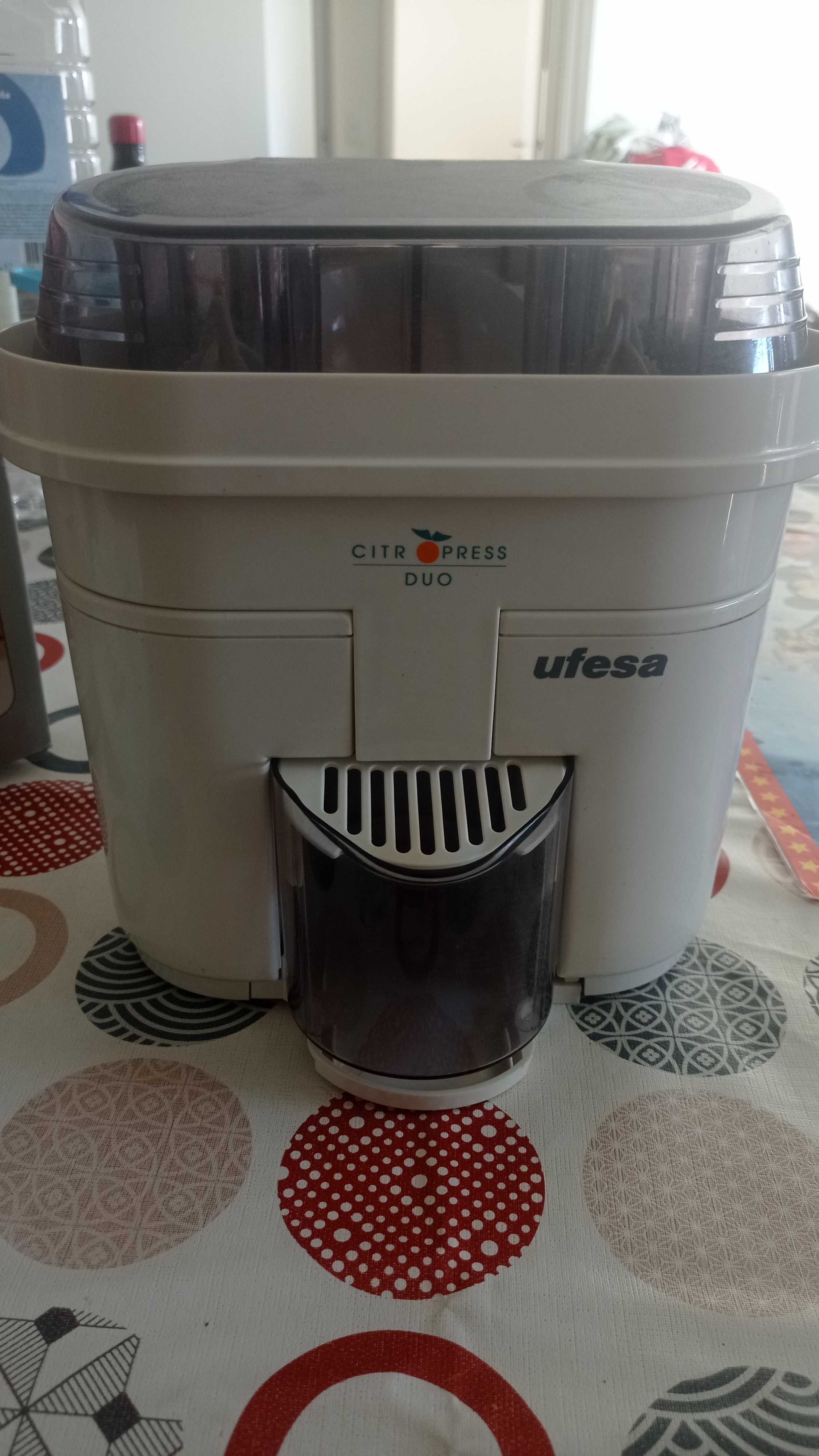 Espremedor Ufesa como novo