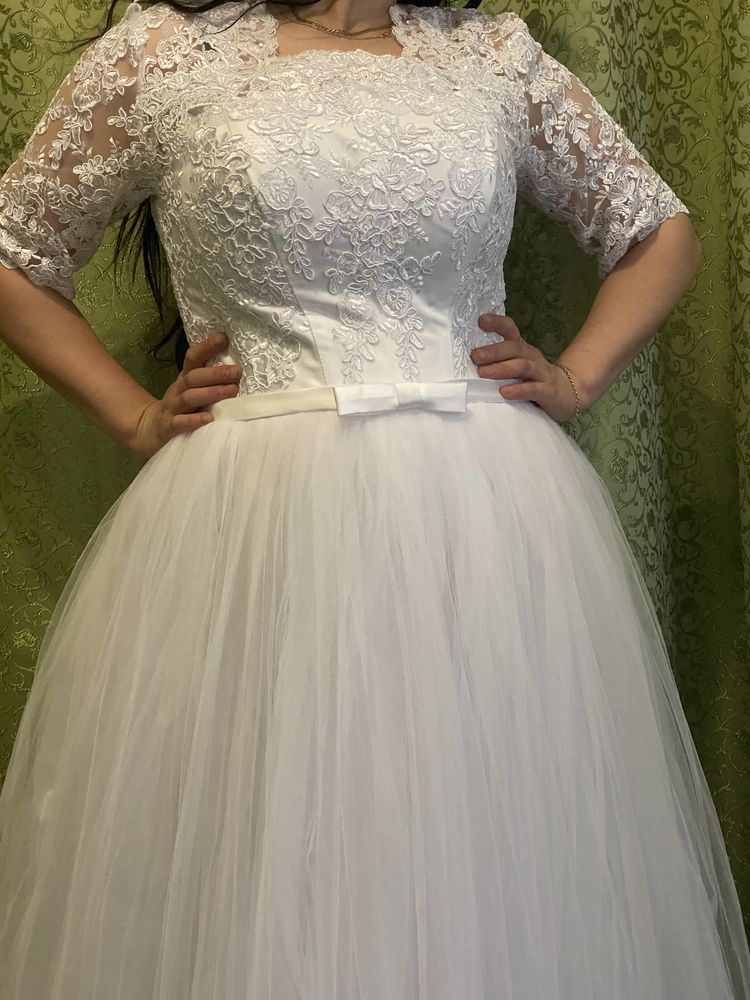 Весільне плаття