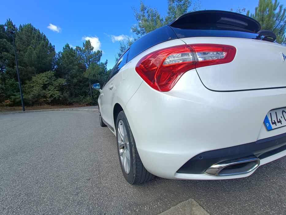 Vendo DS 5 de 2015. Particular e em bom estado