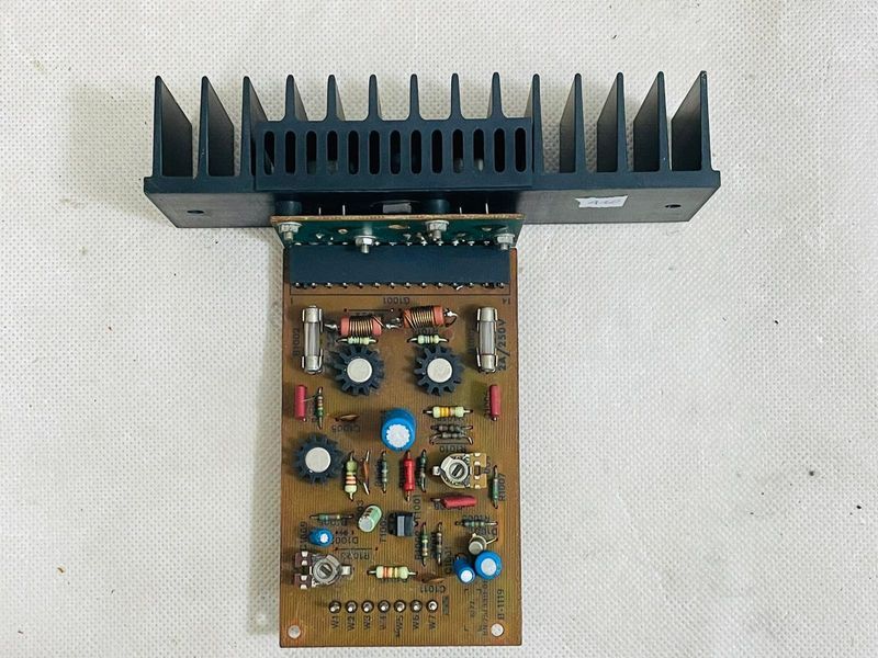 Radmor płytka 5100 końcówki mocy 6/77 9/77 1977r radiatory sprawne