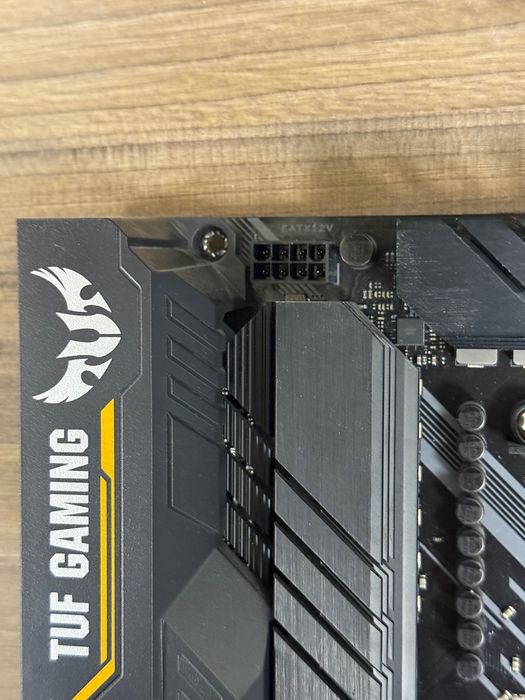 Материнська плата Asus TUF Gaming B450-Plus II не стартує