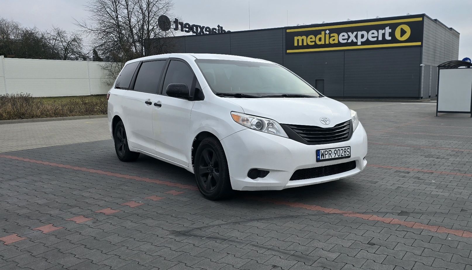 Toyota Sienna 2017r Zamiana