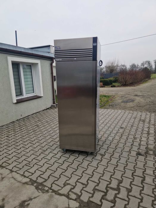 Szafa chłodnicza-cukiernicza-710 litr.NoFrost,chłodnia,lodówka