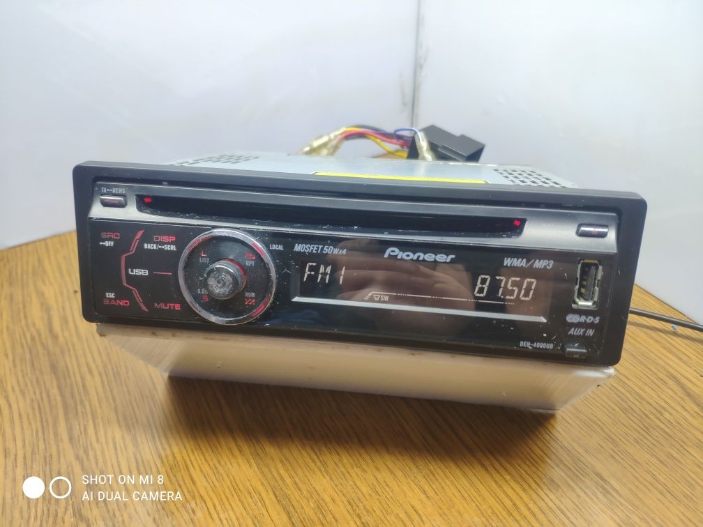 Автомагнитола Pioneer DEH-4000UB USB AUX FM RADIO MP3 player