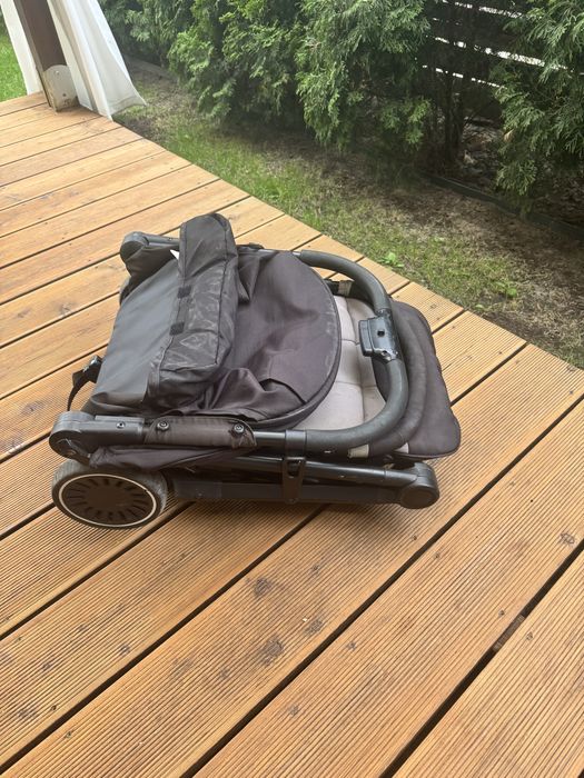 Wózek spacerowy Espiro Axel – lekki, składany, wygodny