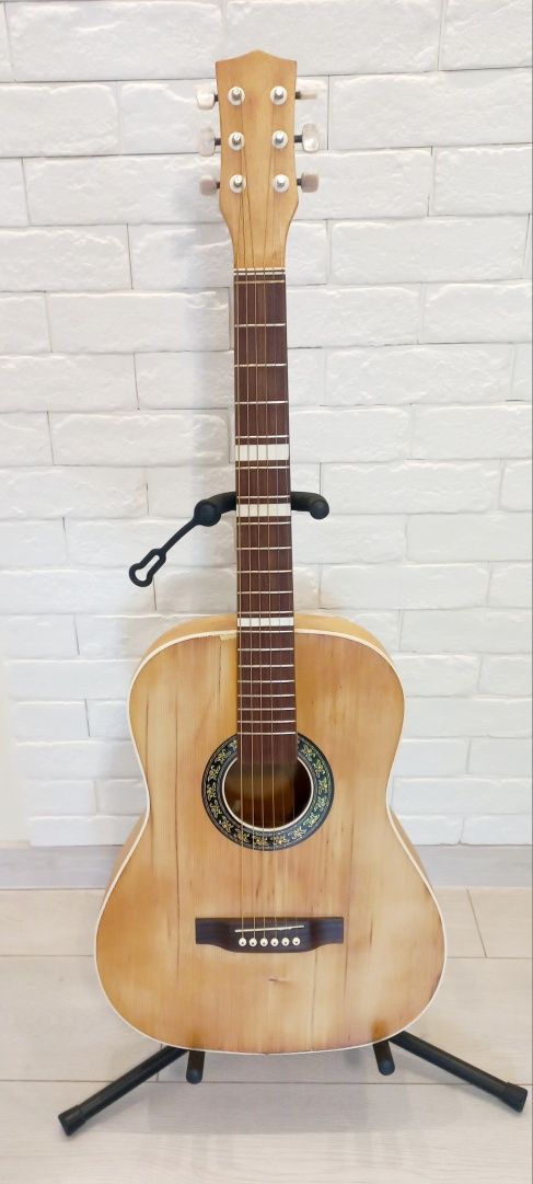 Gitara Defil. Średnia