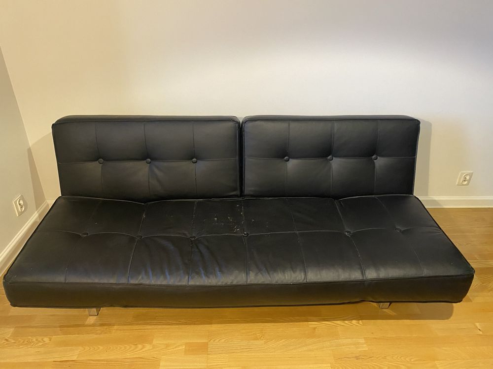 Sofa czarna „skórzana”