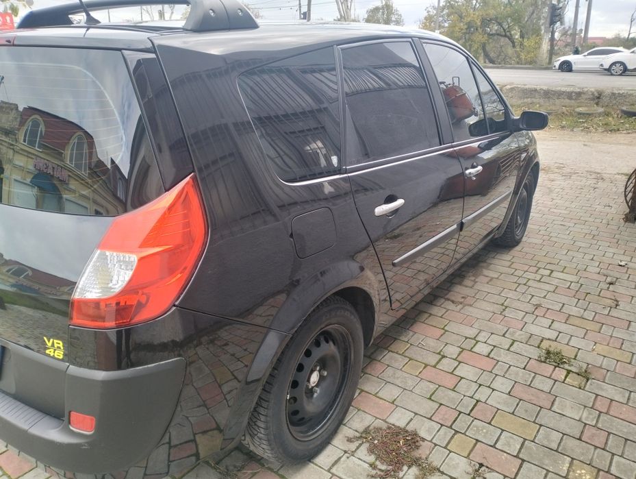 Продам Рено ценік 2007 р 1.9 дизель автомат сім'ї місний.