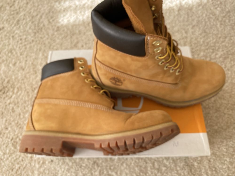 Ботінки Timberland.  Б/у. Розмір 41,5 - 42. Стан нових