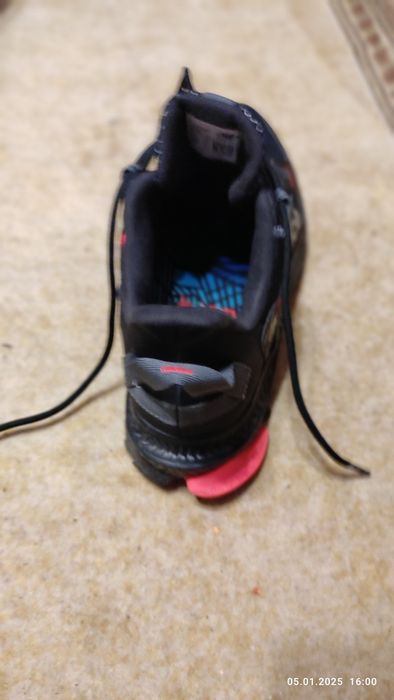 Кроссовки New Balance SHANDO MTSHARK