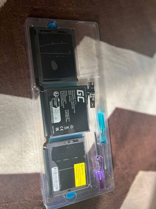 MacBook Pro 13" Retina (Touch Bar, Late 2016-2017) Battery