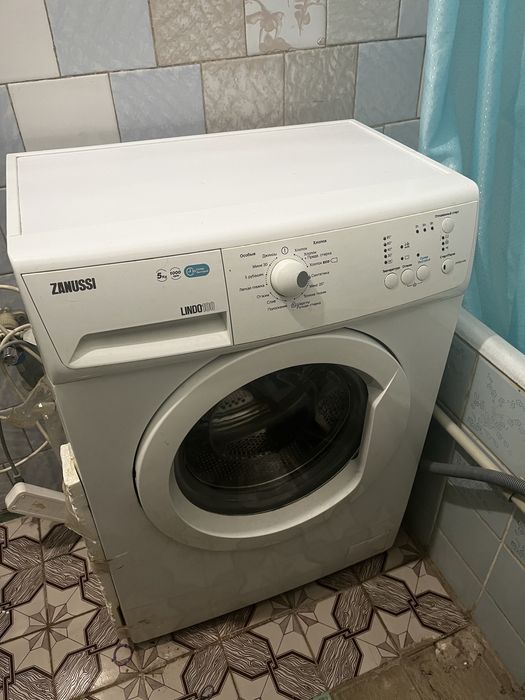 Пральна машинка Zanussi Lindo 100